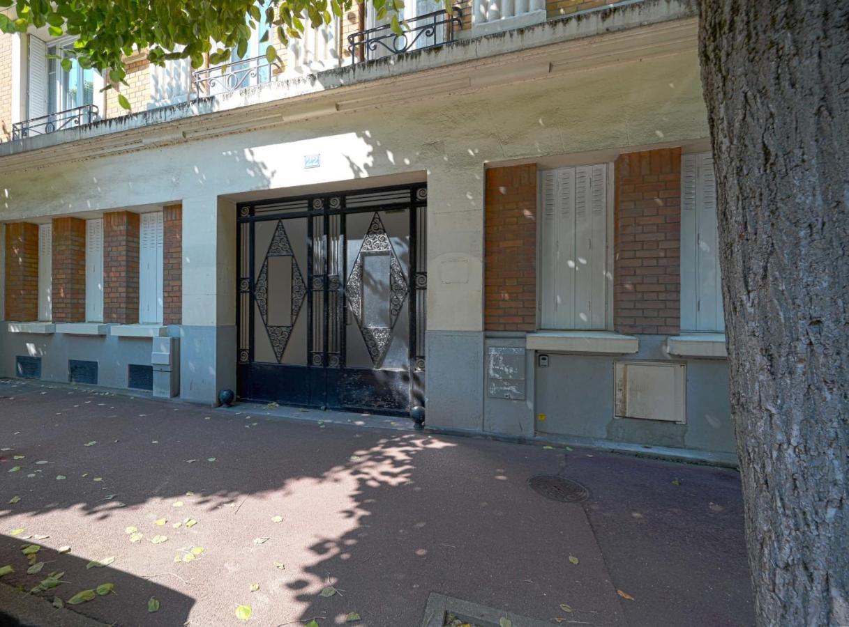Charmant 2 Pieces A Issy- Les -Moulineaux Apartment Exterior photo